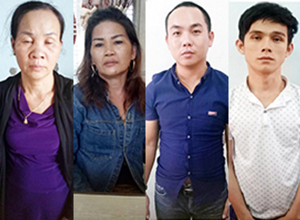 Từ trái qua, Mai, Lan, Lê và Vi tại cơ quan công an