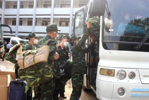 Đoàn y tế Cục Quân y triển khai xuống các địa phương chống dịch COVID-19