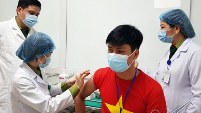 Người dân không tiêm vắc xin COVID-19 có bị xử phạt không? 