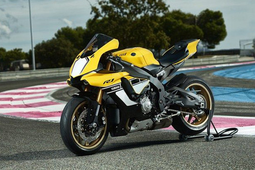 Yamaha R1 bản đặc biệt - vinh danh tốc độ