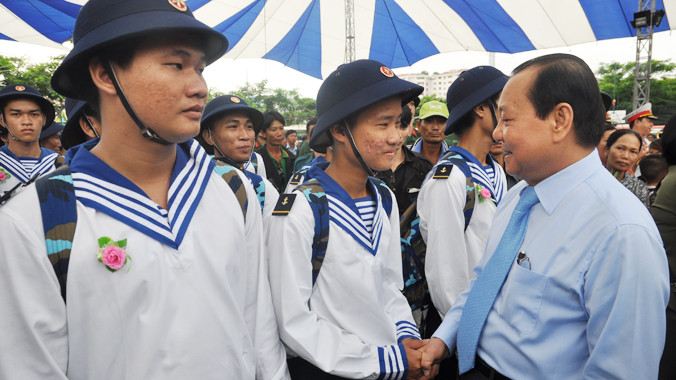 Gần 9.000 thanh niên gia nhập lực lượng vũ trang