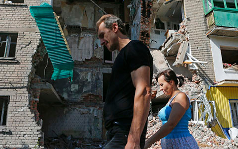 Người dân ở miền đông Ukraine đang đối mặt với nhiều khó khăn.