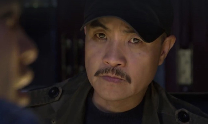 Lân "Sứa" do Quốc Quân thủ vai là nhân vật có vai trò mấu chốt trong Người phán xử. Ảnh: VFC.