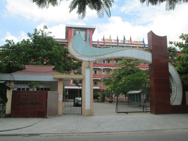 Trường THPT chuyên Lam Sơn