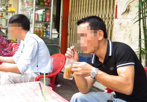 Trai gọi H. (bên phải) tại đường Nguyễn Thái Bình.