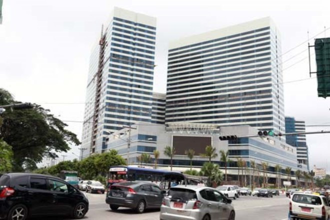 Khu phức hợp Hoàng Anh Gia Lai tại Yangon, Myanmar đang thi công hoàn thiện.
