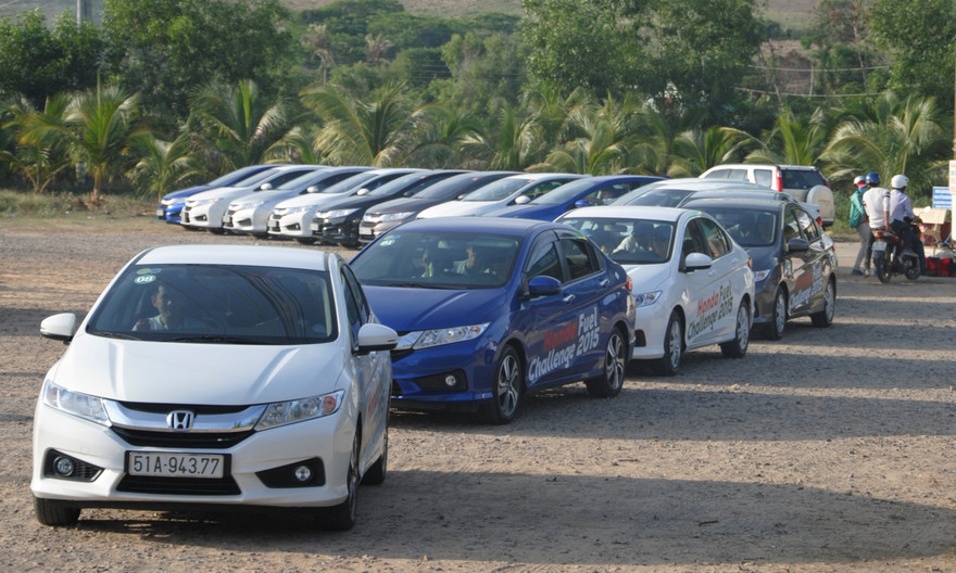 Đua ‘đi chậm’, Honda City chỉ tốn 4,5 lít cho 100 km