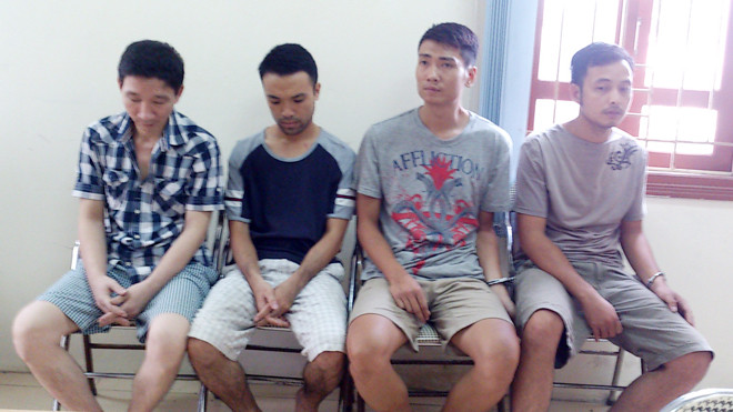 Các đối tượng trong ổ nhóm cá độ bị bắt giữ