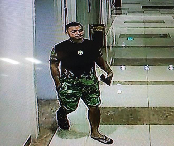 Lộ hình ảnh tài xế lái Porsche biển giả ở Hà Nội