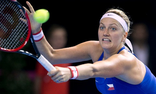 Kvitova nói cô may mắn còn sống sau khi bị tấn công bằng dao. Ảnh:Reuters.