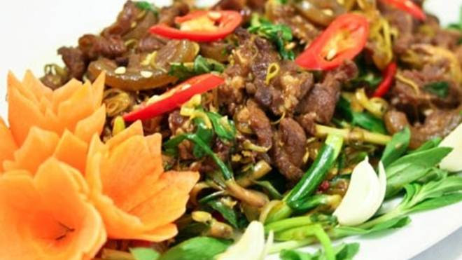 Năm Giáp Ngọ thưởng thức những món ngon thịt ngựa