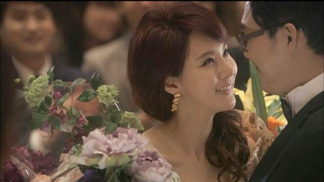 Vợ mê tít chồng xấu trai