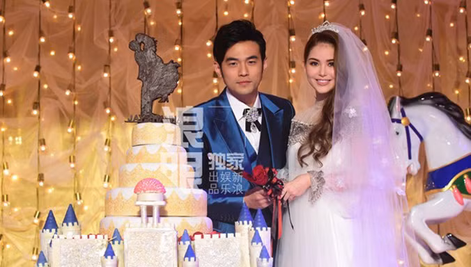 Châu Kiệt Luân cưới người đẹp 9X vào tháng 1/2015.
