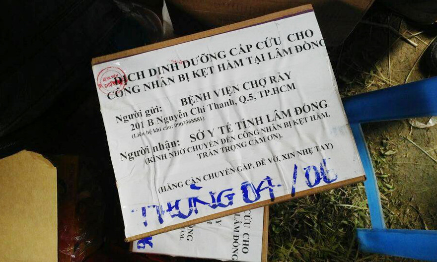 Dung dịch dinh dưỡng chất lượng cao do Bệnh viện Chợ Rẫy (TP HCM) cung cấp. Ảnh: Lê Hữu Việt.