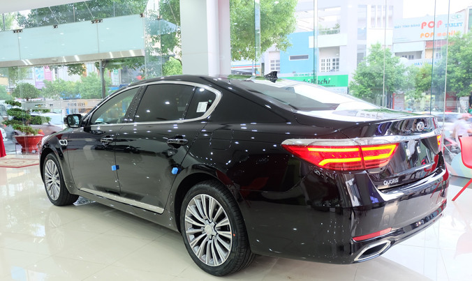 Thaco ra mắt Kia Quoris Sedan hạng sang