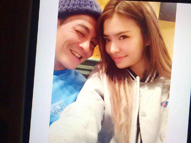 Lan truyền hình ảnh người mẫu Naomi và Trần Quán Hy.