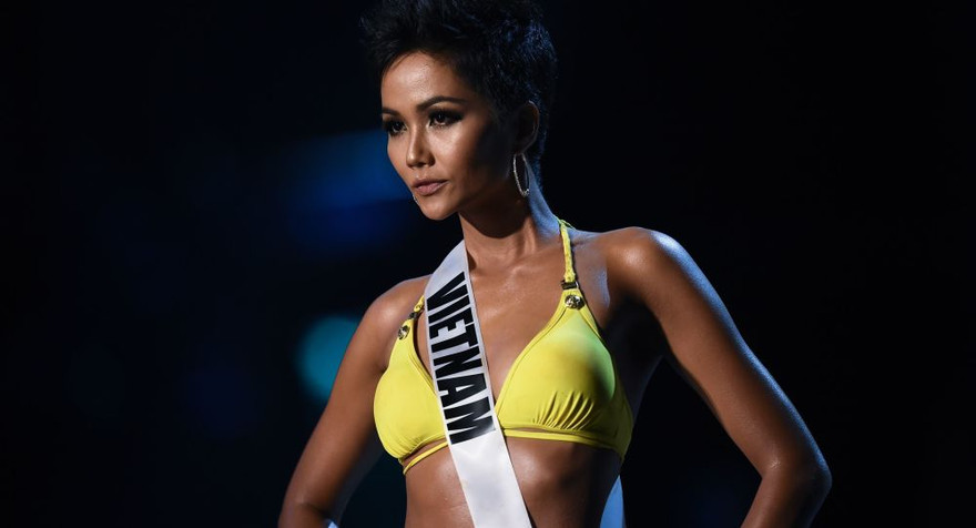 H'Hen Niê lọt top 5 Hoa hậu Hoàn vũ 2018- đây là thành tích cao nhất của đại diện Việt Nam tại đấu trường nhan sắc này.