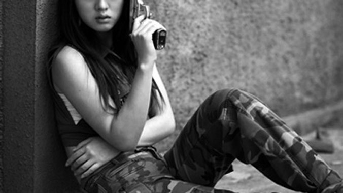 Đau lòng vụ nữ sinh 13 tuổi dùng súng tự sát