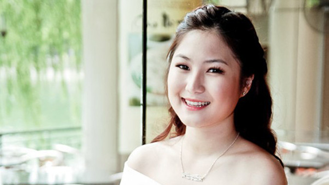 Quán quân The Voice Hương Tràm.