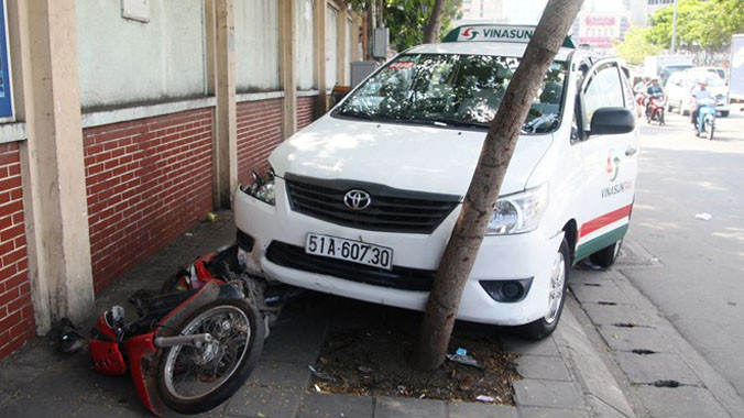 Hiện trường vụ tai nạn. Ảnh: Trường Nguyên.