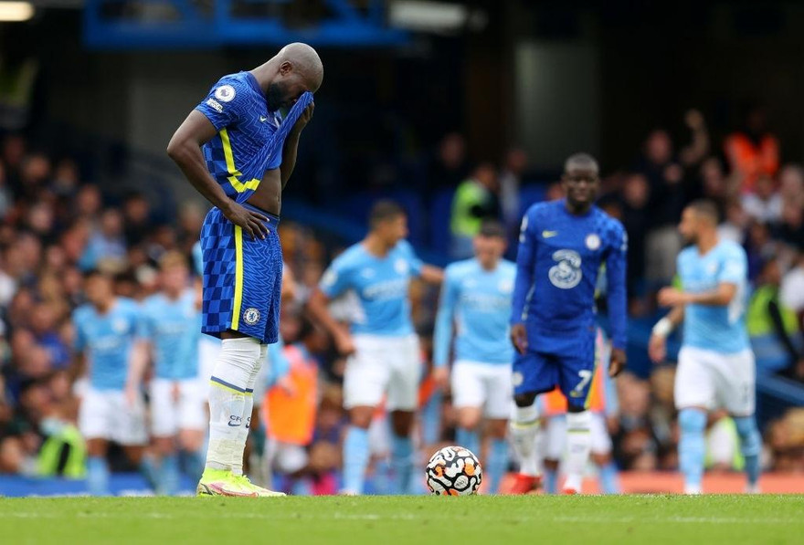 Man City khiến Chelsea phải nhận thất bại đầu tiên