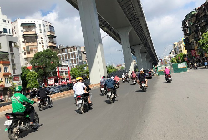 Đường trên cao Vành đai 2 đoạn Ngã Tư Vọng - Ngã Tư Sở thông xe vào dịp 2/9 tới.