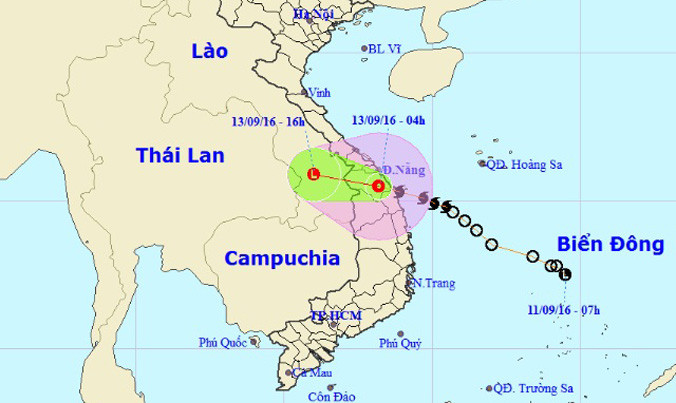 Vị trí và dự báo đường đi của cơn bão số 4. Nguồn: Trung tâm Dự báo Khí tượng Thủy văn Trung ương.