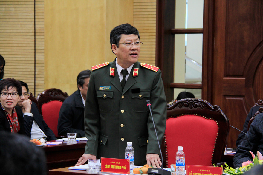 Thiếu tướng Bạch Thành Định cho rằng không nên bỏ loa phường. Ảnh: Trường Phong