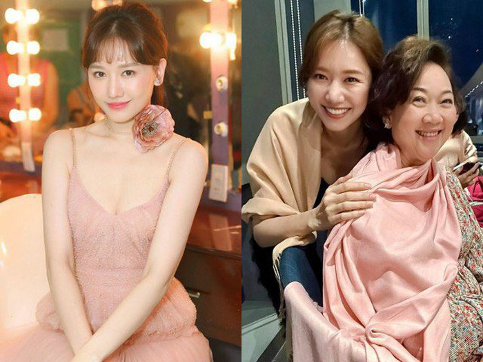 Showbiz 30/8: Hari Won bị ‘ném đá’ vì đặt câu hỏi so sánh nhan sắc với mẹ chồng