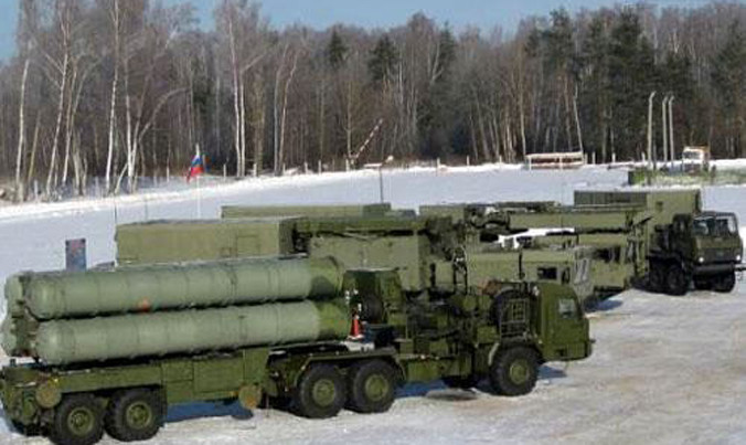 Hệ thống phòng không S-500 sẽ cùng S-400 (xem ảnh) giúp Nga có thể thiết lập mạng lưới phòng thủ lợi hại. Ảnh: armyrecognition.com.