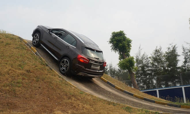 Mercedes GLA 250 4MATIC có xứng tiền tỷ?