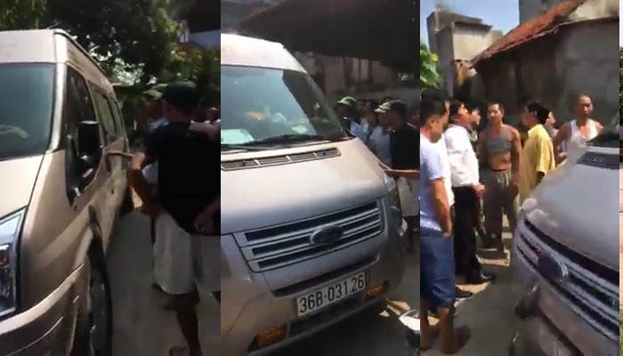 Nhà trai quây xe nhà gái không cho về. Ảnh cắt từ clip