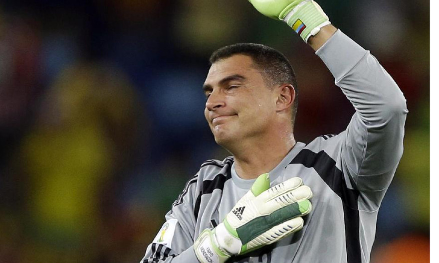  Mondragon: 'Chống gậy' ra sân