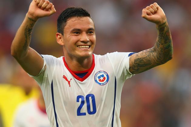 Tiền vệ Aranguiz đóng góp lớn vào thành công của Chile