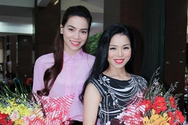 Showbiz 27/2: Lệ Quyên tuyên bố hết duyên với Hồ Ngọc Hà