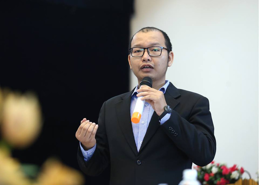 Lê Đình Hiếu từng được Forbes Việt Nam vinh danh trong danh sách 30 người trẻ dưới 30 tuổi nổi bật nhất năm 2016. Ảnh: Như Ý.