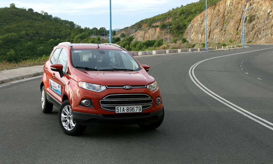 Ford tiếp tục là ‘ngựa ô’ trong làng xe hơi Việt