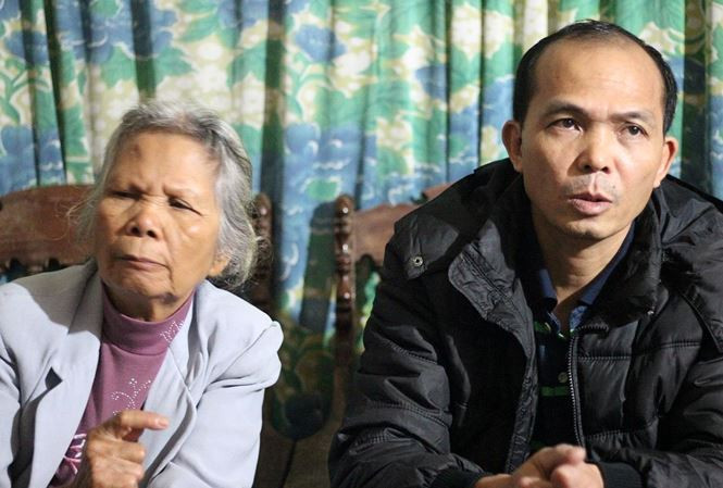 Bà Đặng Thị Nga và con trai Trịnh Huy Dương.