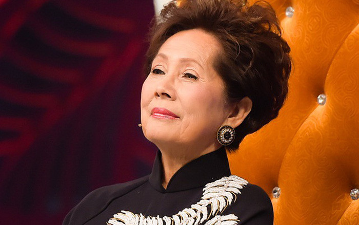 Showbiz 23/9: Danh ca Phương Dung tiết lộ từng có trai trẻ 30 tuổi đòi cưới