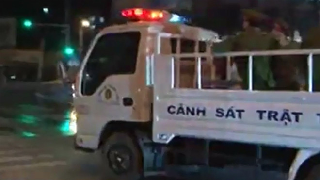 Bắt nhóm chuyên cướp tài sản của phụ nữ