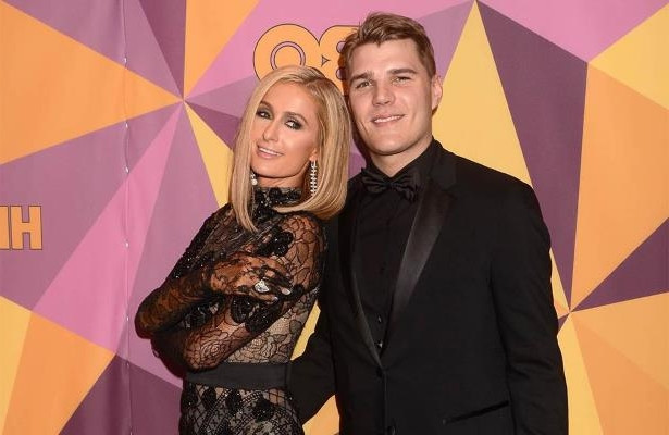 Một nguồn tin tiết lộ Paris Hilton và vị hôn phu Chris Zylka sẽ cùng nói câu “Tôi đồng ý” (I Do) tại nhà thờ ở Beverly Hills, California vào hôm 11/11 tới đây. 