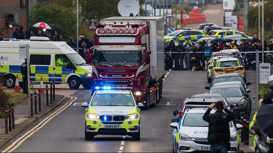 Chiếc xe tải khi bị phát hiện chở 39 người đã thiệt mạng trên thùng xe