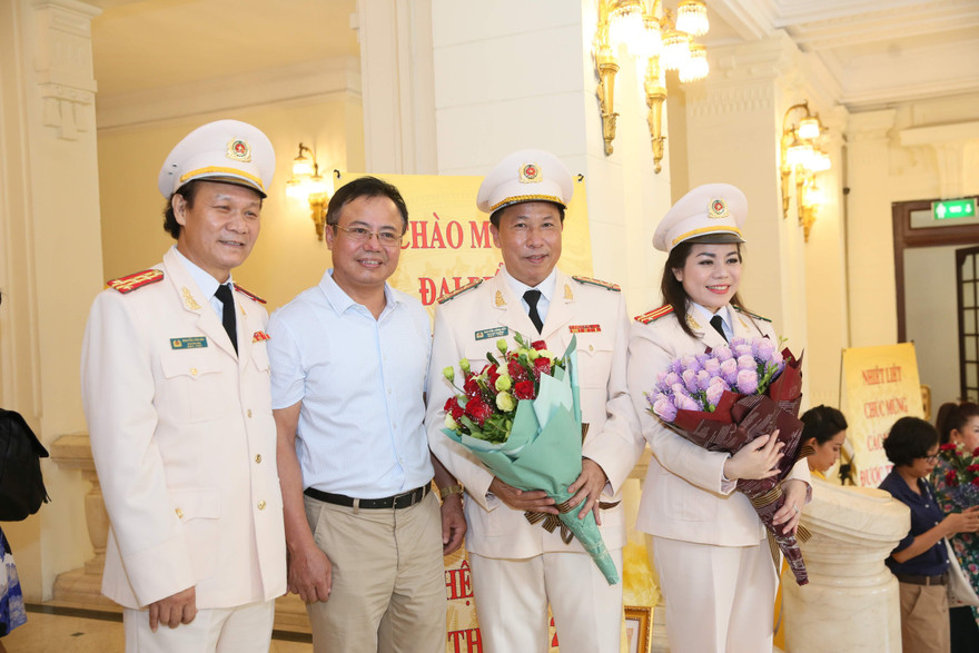 Ba nghệ sĩ công an nhận danh hiệu Nghệ sĩ nhân dân 