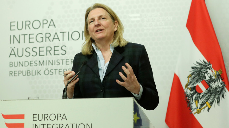 Ngoại trưởng Áo Karin Kneissl. Ảnh: Reuters