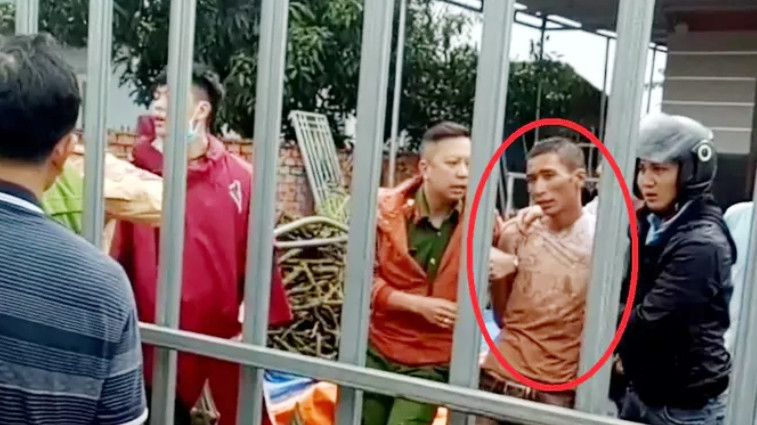 Nghi phạm Nguyễn Quang Thoại bị bắt giữ phục vụ công tác điều tra.