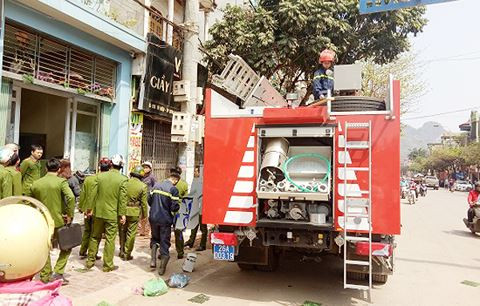 Lực lượng chức năng tỉnh Sơn La đã có mặt kịp thời để kiểm soát hiện trường