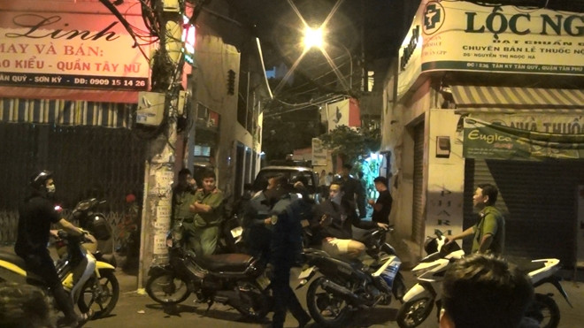 Công an phong tỏa hiện trường