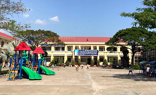 Trường tiểu học Bình Chánh - nơi nữ giáo viên phải quỳ xin lỗi phụ huynh