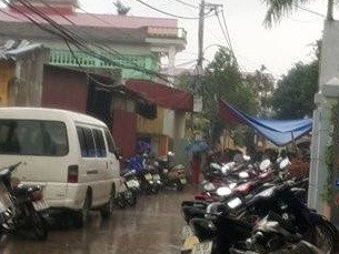 Đoạn đường dẫn vào nhà chị N. nơi xảy ra sự việc.