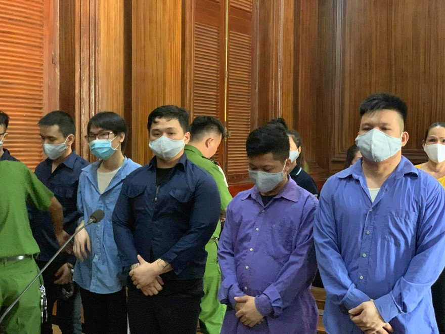 Các bị cáo tại phiên tòa.